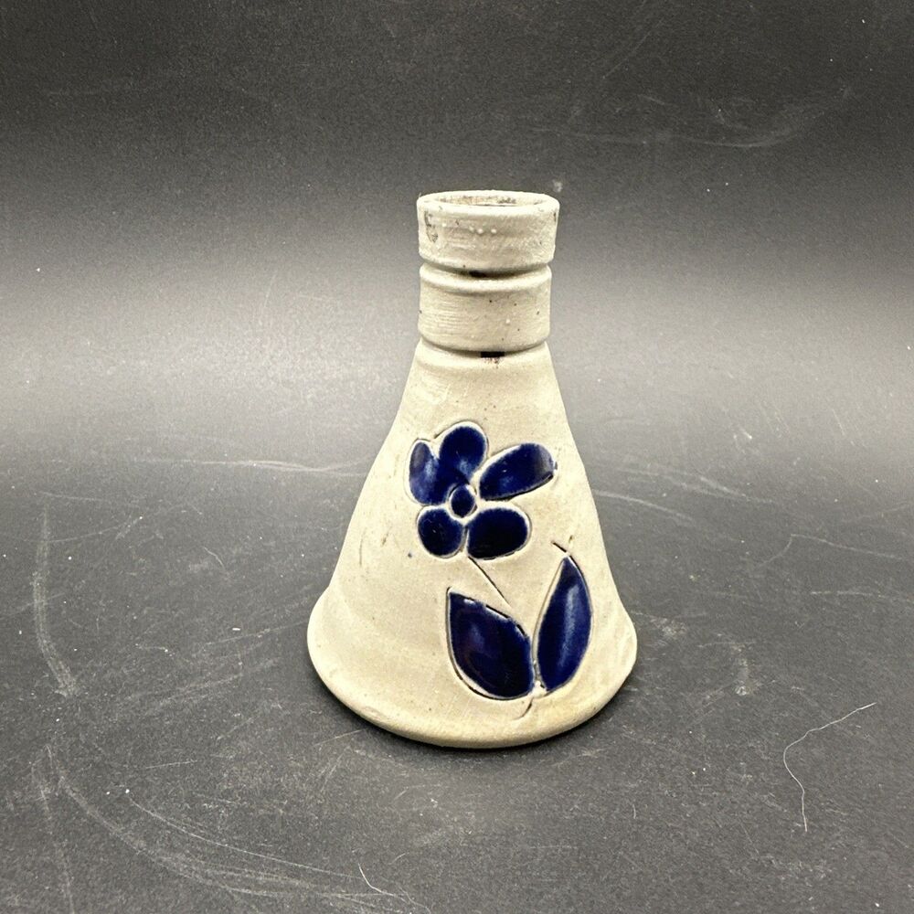 Williamsburg Pottery salt glazed Vase 1990 grey with cobalt blue Flower 3 1/2"